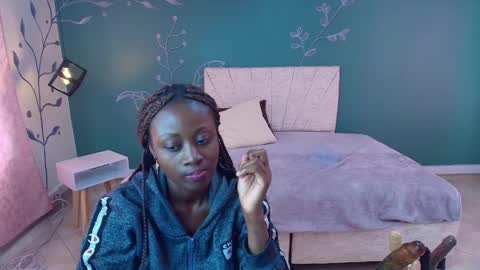 S A R A online show from March 4, 2025, 3:37 pm