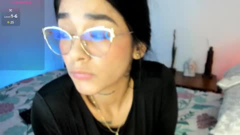 sara_ramirez0 online show from February 14, 2025, 3:00 am