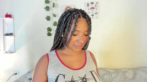 Snapshot of sara_sophiee chatting on January 13, 2025, 1:34 am sara sofia online show from January 13, 2025, 1:34 am