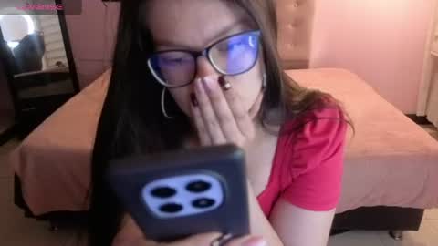 sara_valderrama_ online show from July 28, 2026, 4:39 pm