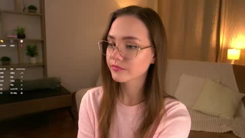 Im Sara  online show from March 19, 2026, 6:23 pm