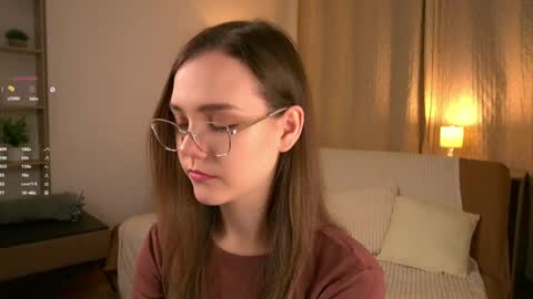 Im Sara  online show from April 16, 2026, 6:41 pm