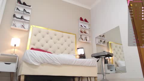 Snapshot of saraa_cute1 chatting on October 7, 2025, 4:09 am Saraa Gomez online show from October 7, 2025, 4:09 am