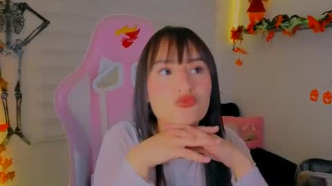 Sarah Ramirez online show from October 18, 2025, 5:10 am