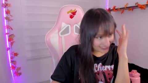 Sarah Ramirez online show from November 7, 2025, 3:50 am