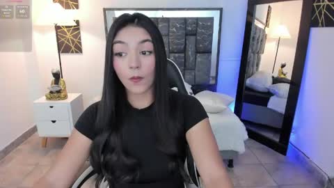 Snapshot of saraa_stormy chatting on May 7, 2026, 2:55 pm saraa_stormy online show from May 7, 2026, 2:55 pm