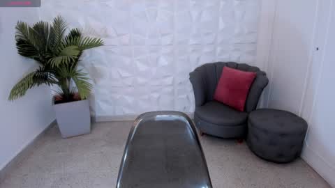 Sara online show from December 19, 2024, 7:29 pm