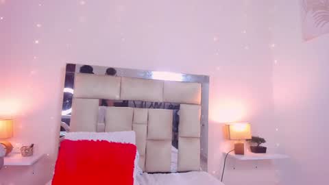 Sara And Stiven online show from January 22, 2025, 6:31 am