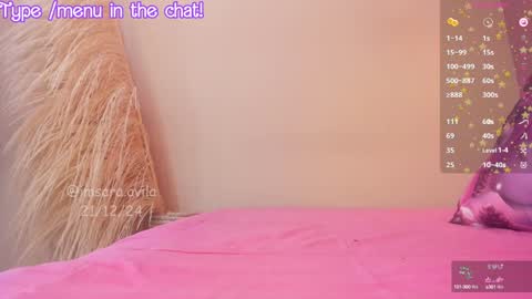 Snapshot of saraavila_ chatting on December 21, 2024, 8:00 pm SaraAvila online show from December 21, 2024, 8:00 pm
