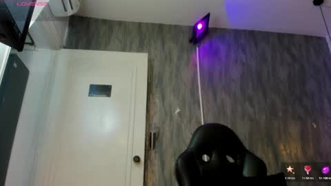 Snapshot of saraby_blandon chatting on May 2, 2026, 11:04 am online show from May 2, 2026, 11:04 am
