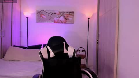 sara cavali online show from January 13, 2026, 6:57 pm