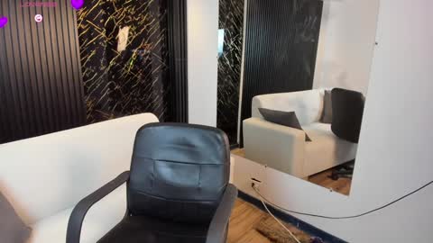 Sara  Everyday From 1430 to 2130 Col Time online show from December 20, 2024, 11:05 pm