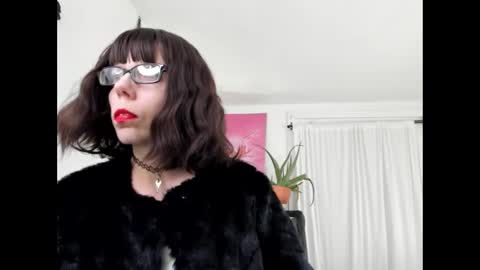 Snapshot of saradesirexo chatting on February 11, 2025, 1:52 am Sara Desire online show from February 11, 2025, 1:52 am