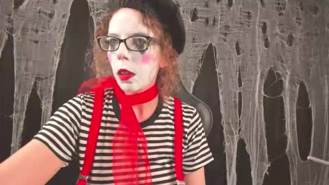 Snapshot of saradesirexo chatting on October 14, 2025, 12:50 pm Sara Desire online show from October 14, 2025, 12:50 pm