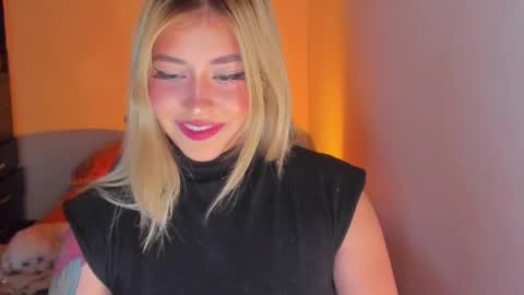 Snapshot of saradiazxxx chatting on May 3, 2026, 12:22 pm saradiazxxx online show from May 3, 2026, 12:22 pm