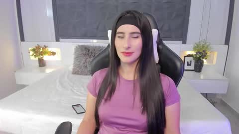  Sara Gomez  online show from November 13, 2025, 1:43 pm