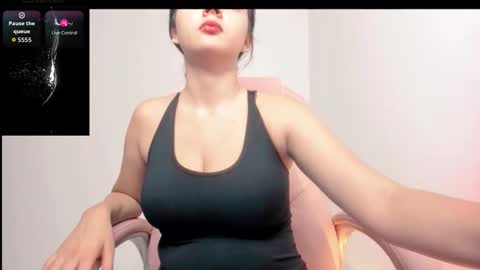 sarah online show from September 18, 2025, 10:01 pm