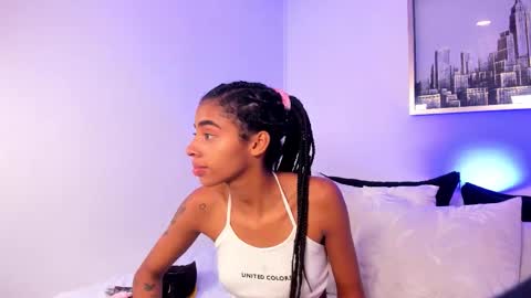 sarah_ashbourne online show from October 27, 2025, 12:53 pm