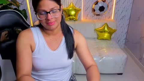 sarah_bay_tx online show from June 19, 2026, 9:29 pm