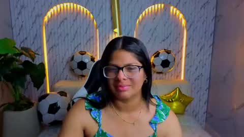 sarah_bay_tx online show from June 22, 2026, 7:44 pm