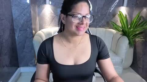 sarah_bay_tx online show from July 5, 2026, 12:45 pm