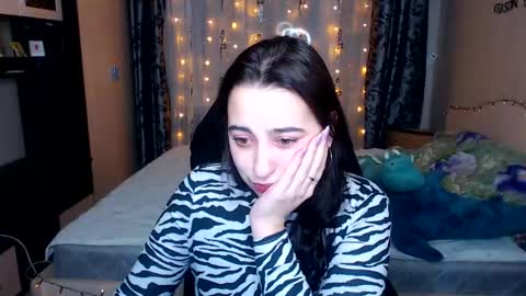 Yours Sarah online show from February 9, 2025, 12:17 am