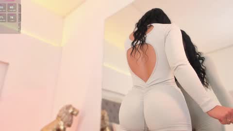       online show from December 21, 2024, 7:38 pm