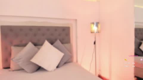       online show from January 14, 2025, 7:32 pm