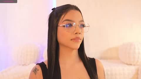       online show from February 11, 2025, 7:05 pm