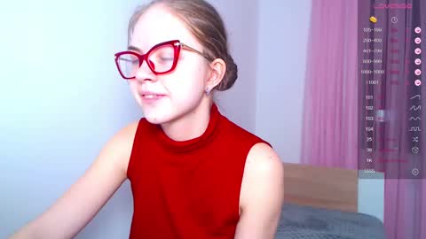 Snapshot of sarah_hs chatting on March 11, 2025, 3:34 pm Sarah online show from March 11, 2025, 3:34 pm