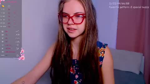 Snapshot of sarah_hs chatting on July 13, 2026, 1:30 am Sarah online show from July 13, 2026, 1:30 am