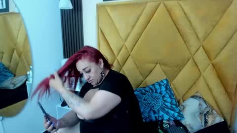 Sarah Moonx online show from May 24, 2026, 6:57 pm