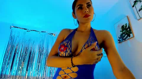 INSTAGRAM...sarah22 p online show from February 24, 2025, 12:20 am