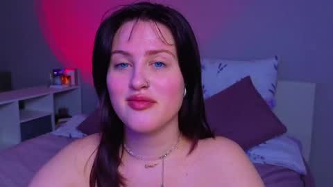 Snapshot of sarah_soul chatting on May 15, 2026, 11:45 pm Sarah online show from May 15, 2026, 11:45 pm