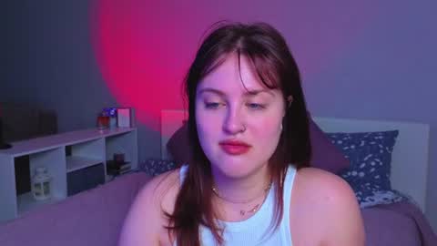 Sarah online show from June 17, 2026, 10:54 pm