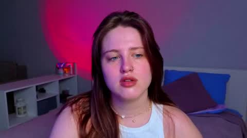 Sarah online show from July 25, 2026, 10:51 pm