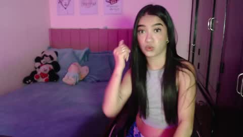 Sarah online show from February 28, 2025, 5:04 pm