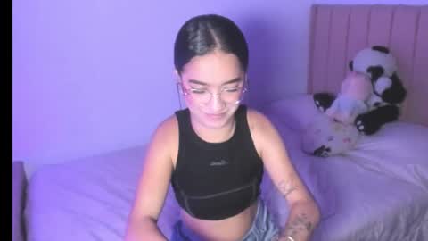 Sarah online show from September 30, 2025, 10:15 pm