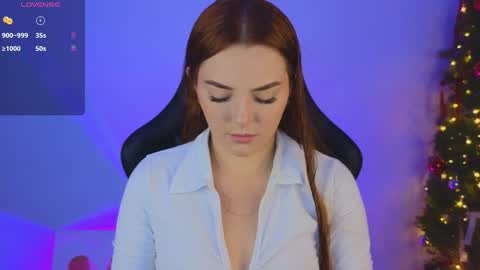 Snapshot of sarah_swtt chatting on December 29, 2024, 3:33 am - next broadcast 28 nov 7 pm Col online show from December 29, 2024, 3:33 am