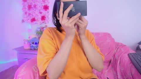 sarahajhoness online show from March 19, 2026, 1:37 pm