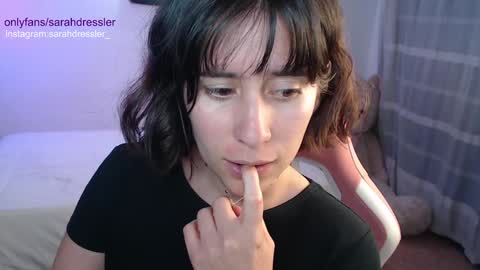 sarahdressler online show from December 8, 2024, 6:22 am