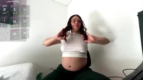Snapshot of sarahhh_0 chatting on May 6, 2026, 7:52 pm Sarahhh 0 online show from May 6, 2026, 7:52 pm