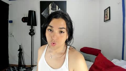 Snapshot of sarahjey chatting on April 21, 2026, 1:42 am SARAHJEY online show from April 21, 2026, 1:42 am