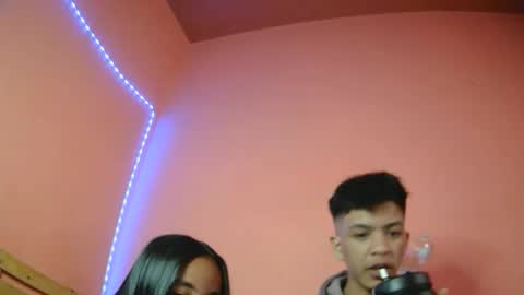 sarahjonee online show from September 9, 2025, 10:59 am