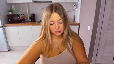 Snapshot of sarahmils chatting on September 11, 2025, 11:32 am Sarah online show from September 11, 2025, 11:32 am