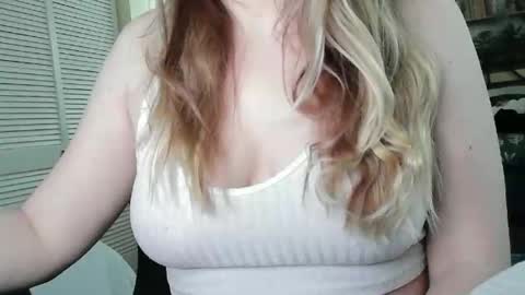 Snapshot of sarahmummy chatting on February 26, 2026, 2:49 pm Sarah online show from February 26, 2026, 2:49 pm