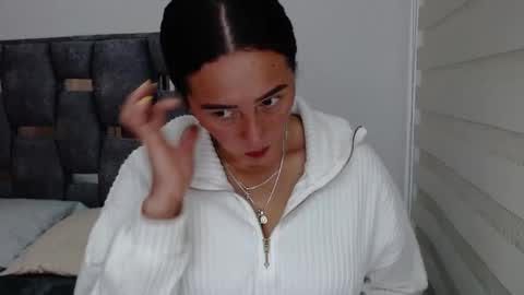 Lia online show from January 6, 2025, 6:31 pm