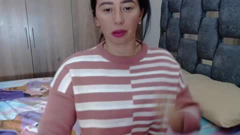 Lia online show from January 21, 2025, 5:51 pm