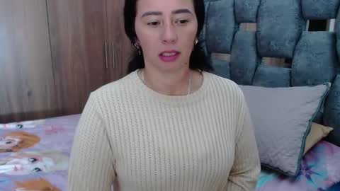 Lia online show from January 27, 2025, 1:09 pm