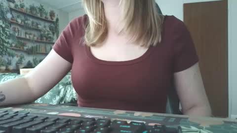 Sarah online show from May 20, 2026, 8:59 pm